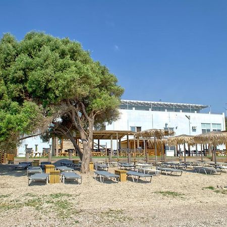 Epipleon Luxury Suites -106- Δωμάτιο 40Τμ Με Βεράντα 45Τμ Μπροστά Στην Θάλασσα 纳弗帕克托斯 外观 照片